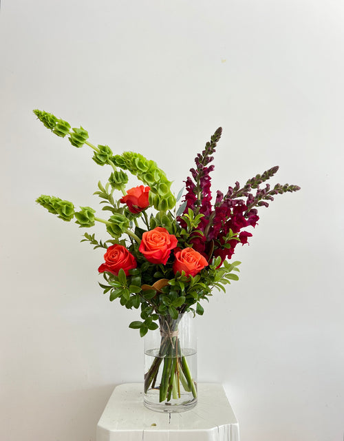 Load image 1 in gallery view. Triple En Masse Bouquet
