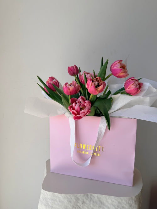 Load image 1 in gallery view. Tulip En Masse