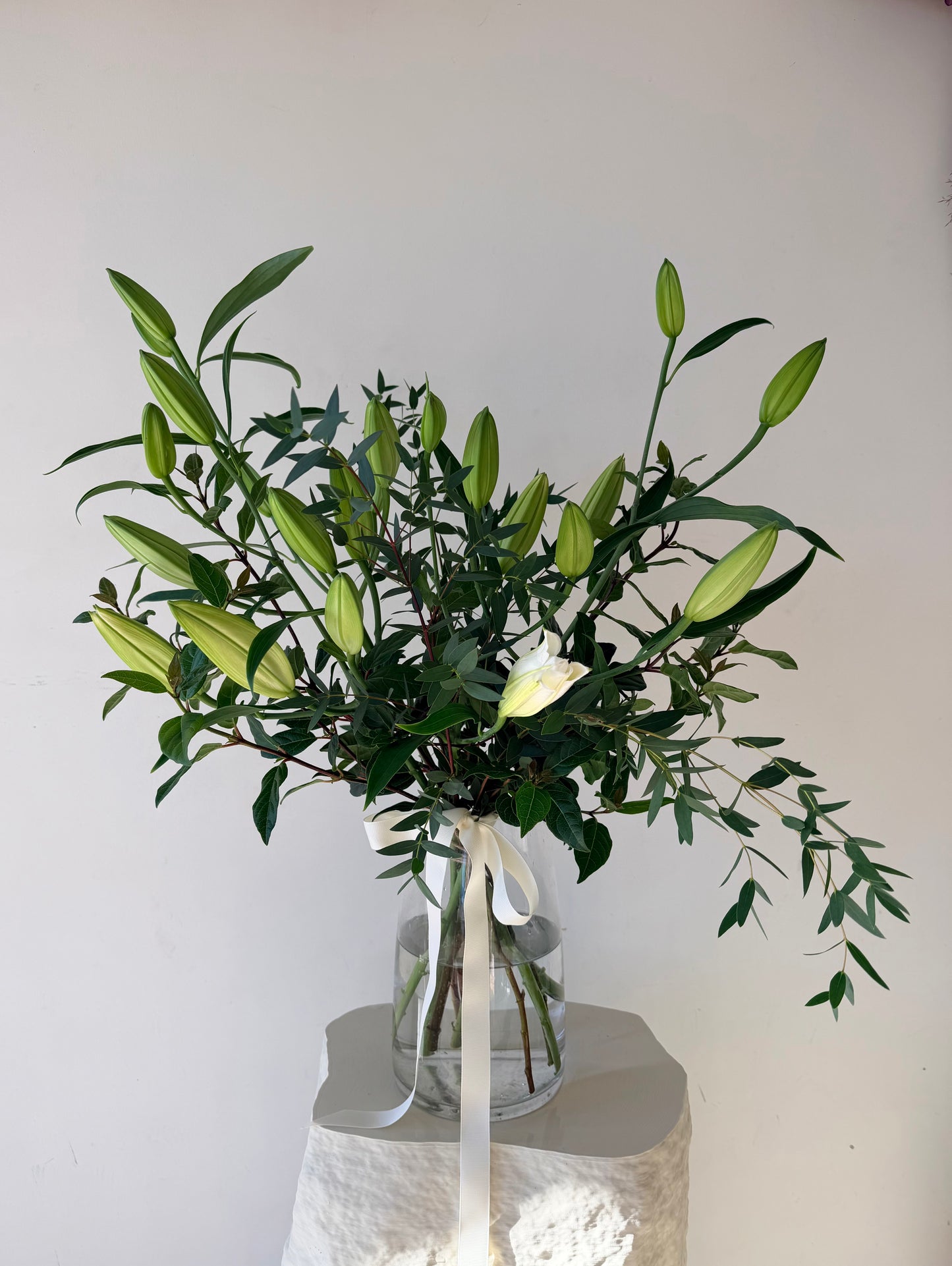 Lily En Masse Bouquet