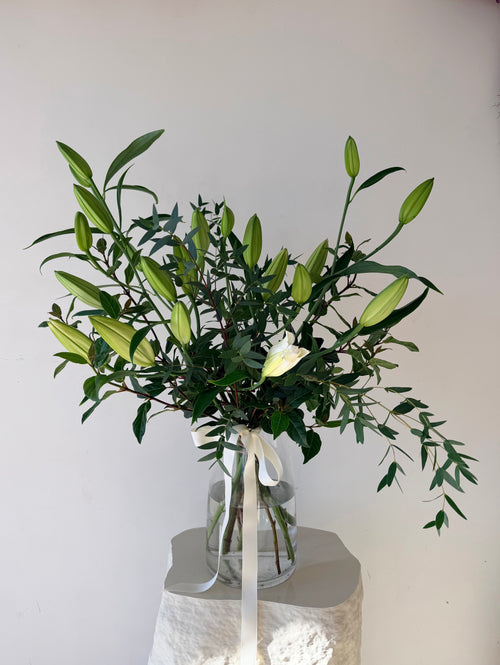 Load image 1 in gallery view. Lily En Masse Bouquet